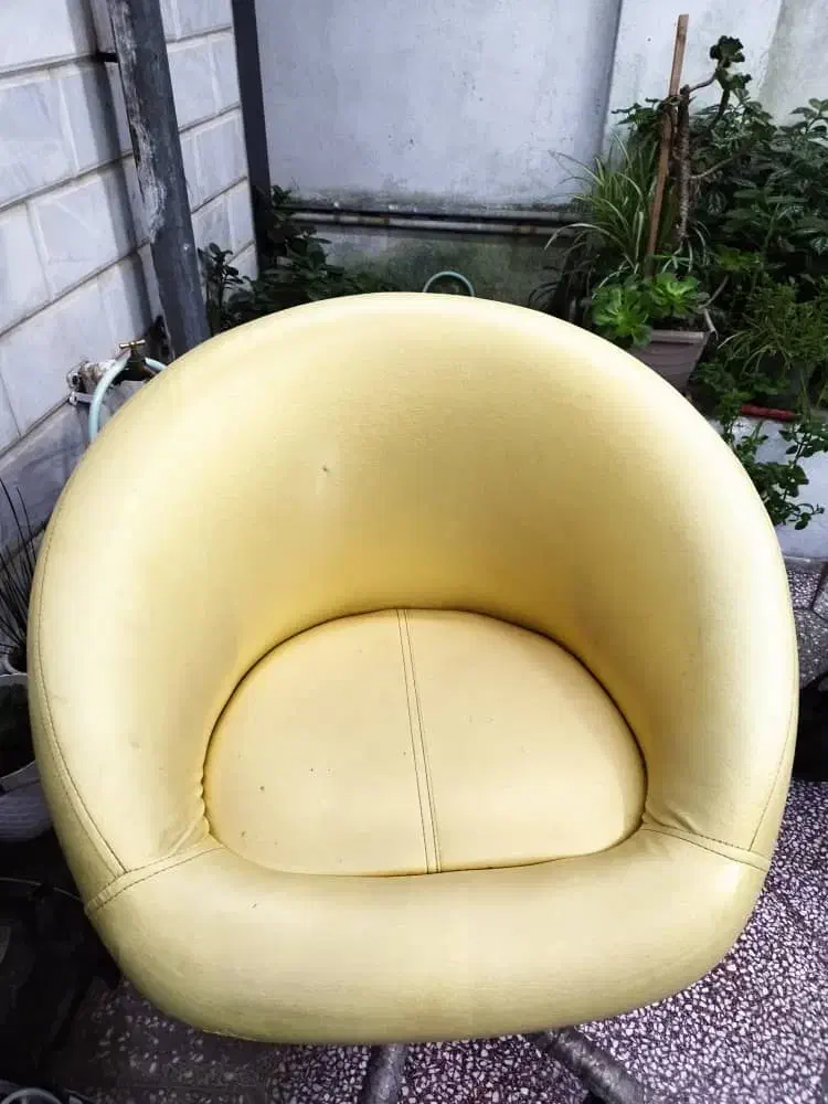 صندلی|صندلی و نیمکت|بندر انزلی, کوی بهار|دیوار