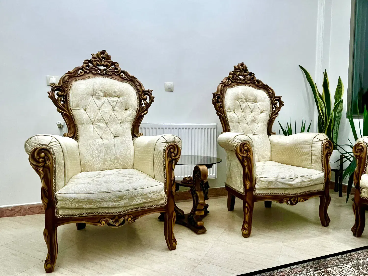 مبلمان سلطنتی|مبلمان خانگی و میز عسلی|پرند, فاز ۲|دیوار