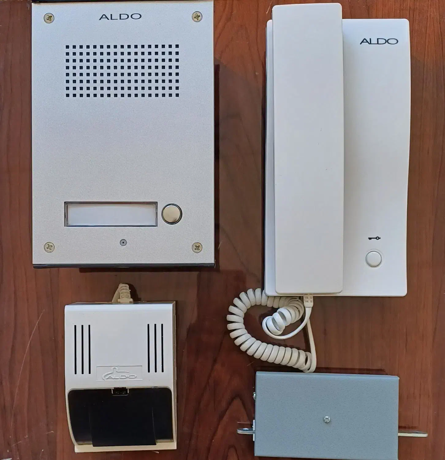 آیفون یک واحدی صوتی با گارانتی|صوتی و تصویری|مشهد, فلسطین|دیوار