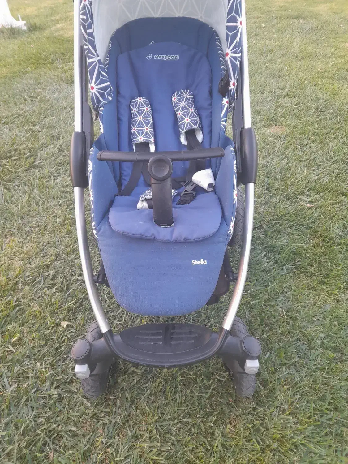 کالسکه مکسی کوزی بهترین مدلش مدل استلا نو|کالسکه و لوازم جانبی|قم, محمد آباد|دیوار