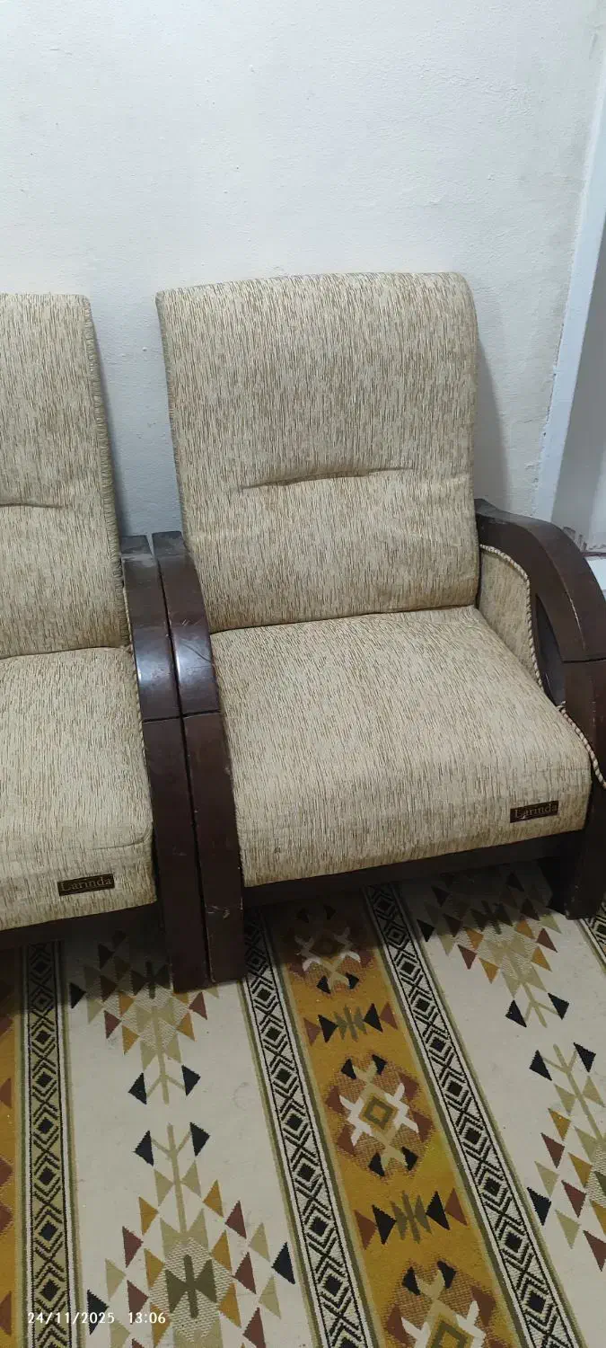 مبل هفت نفره|مبلمان خانگی و میز عسلی|کنارک, |دیوار