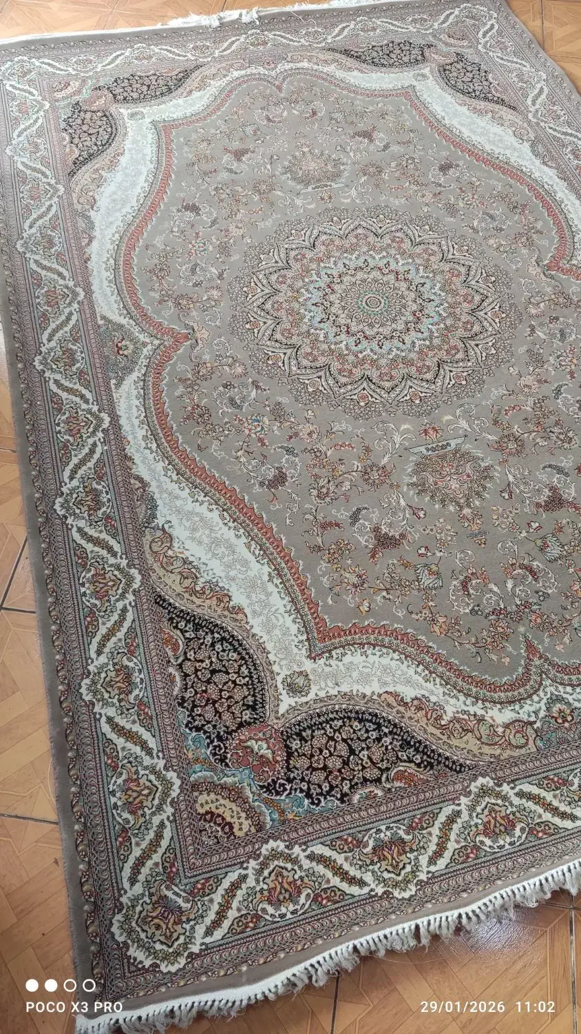 فرش گردویی  درجه یک سالم|فرش|اندیشه, اندیشه فاز ۱|دیوار