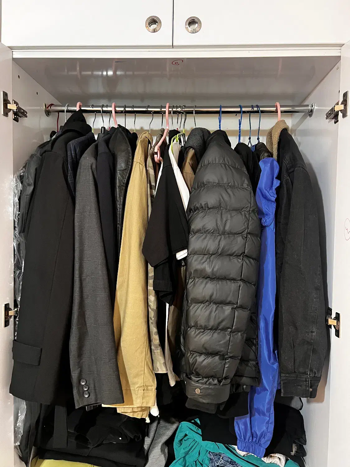 کمد دیواری|جاکفشی، کمد، دراور|اندیشه, اندیشه فاز ۳|دیوار