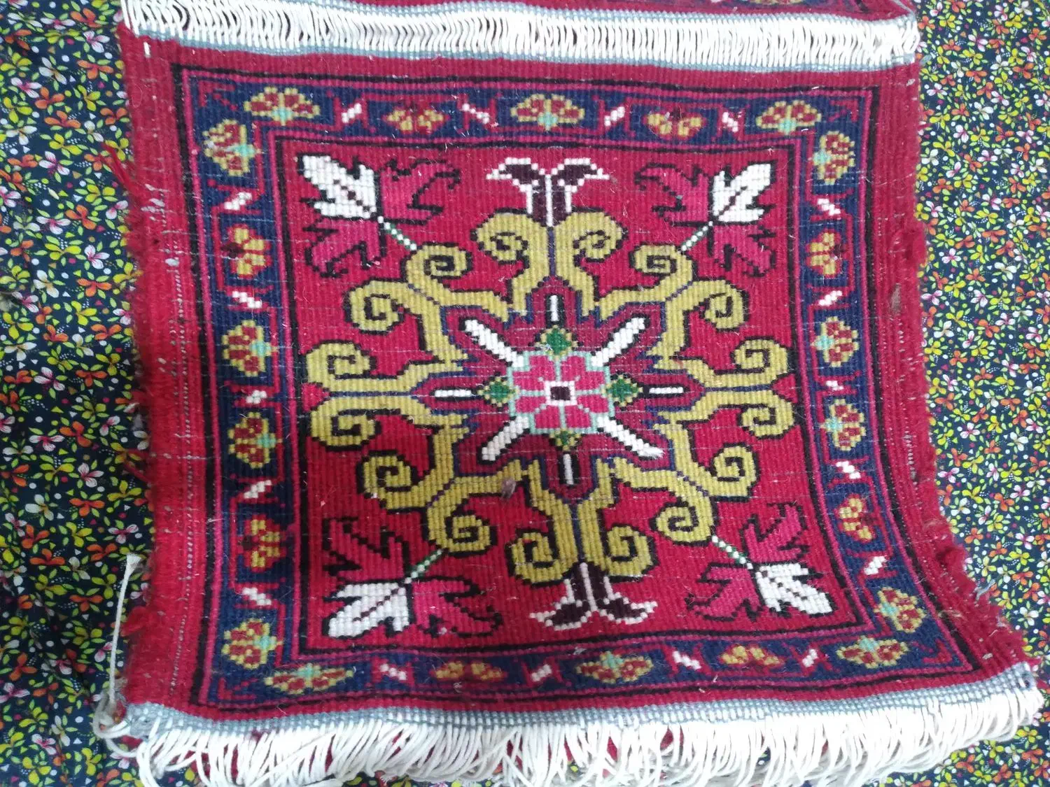 فرش صندلی ماشین|فرش|تبریز, |دیوار