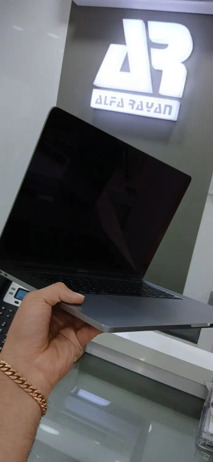 MacBook proo 2019|رایانه همراه|اصفهان, خلجا|دیوار