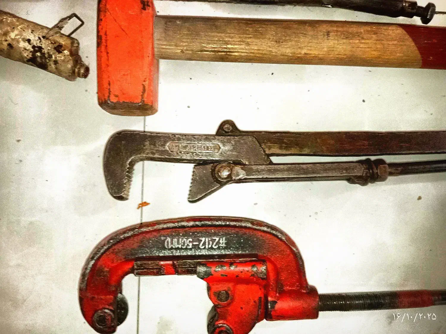 لوله بر و لوله گیر و گازانبر و....|ابزارآلات|قم, انسجام|دیوار