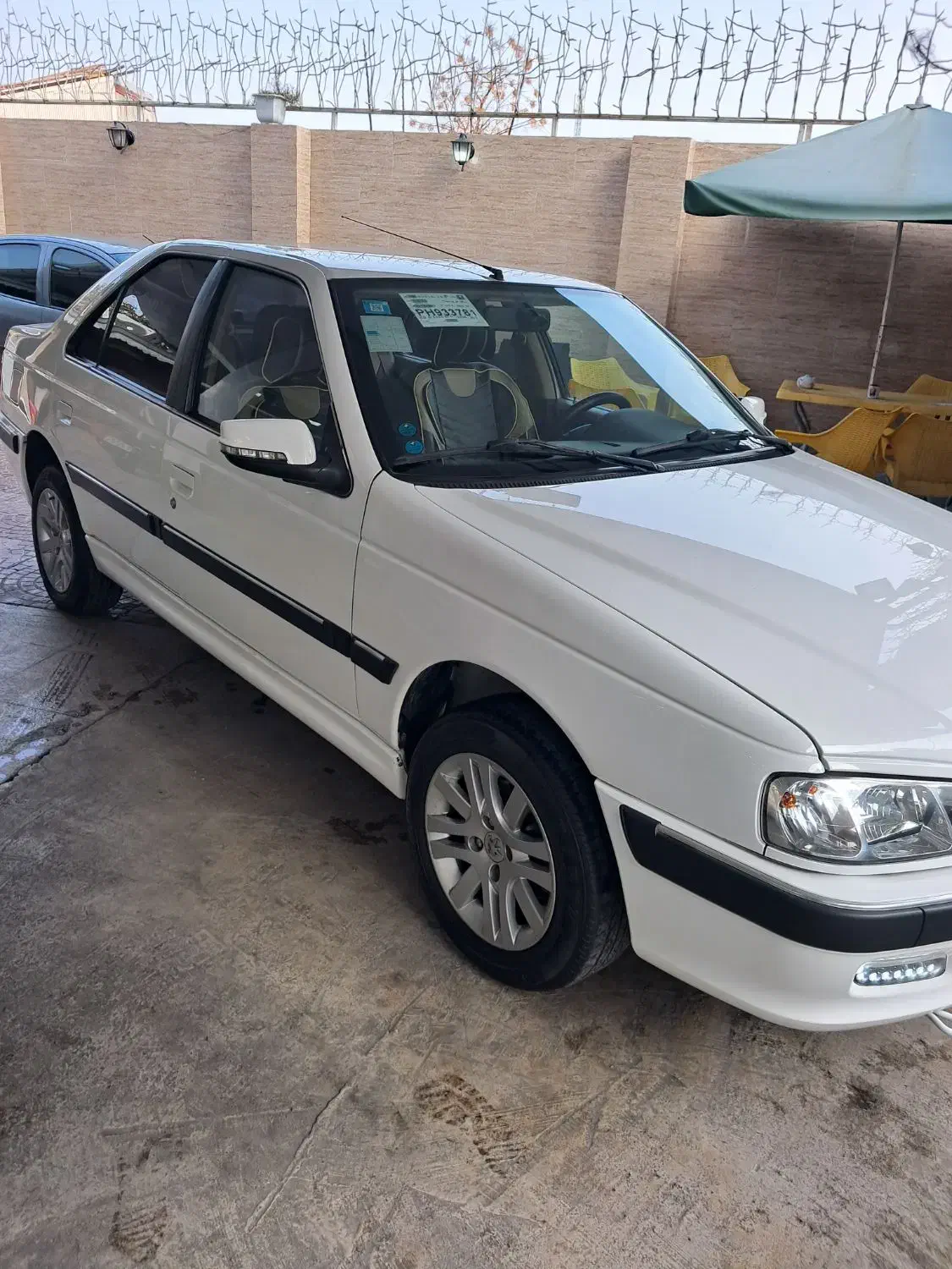 پارس ۱۴۰۲سفارشی|خودرو سواری و وانت|رشت, جانبازان|دیوار