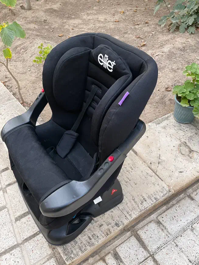 صندلی ماشین کودک|تخت و صندلی بچه|هشتگرد, هشتگرد قدیم|دیوار