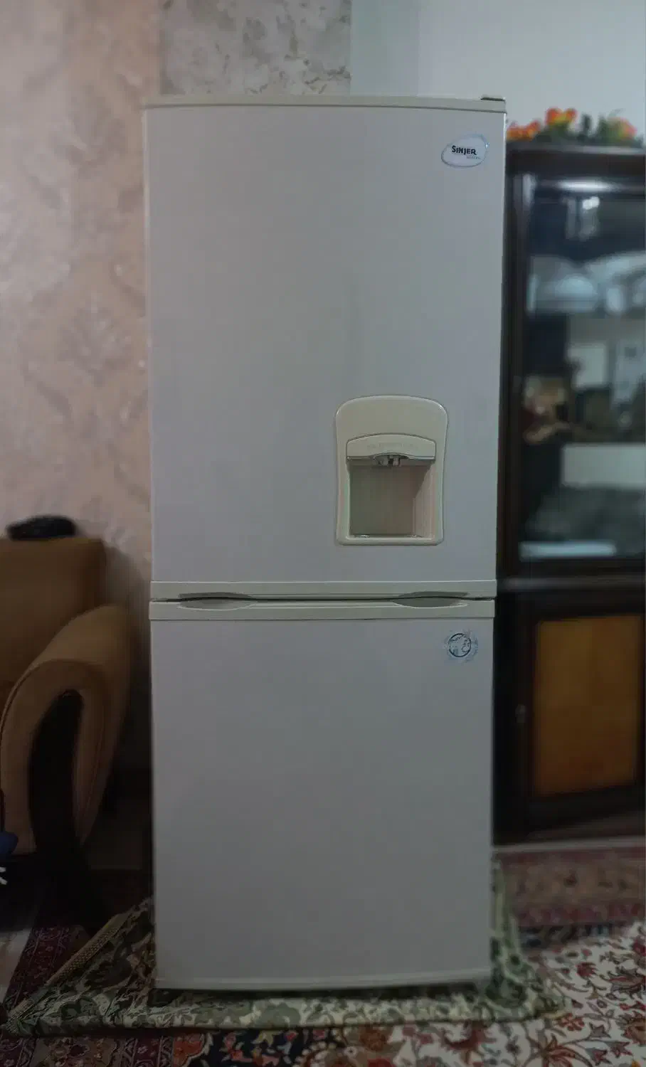 یخچال فریزر ، تلویزیون ، تخت خواب|یخچال و فریزر|تویسرکان, |دیوار