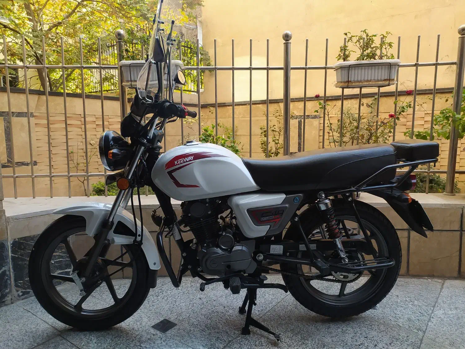 موتور بنلی کی وای ۱۵۰|موتورسیکلت|تهران, خواجه نظام الملک|دیوار