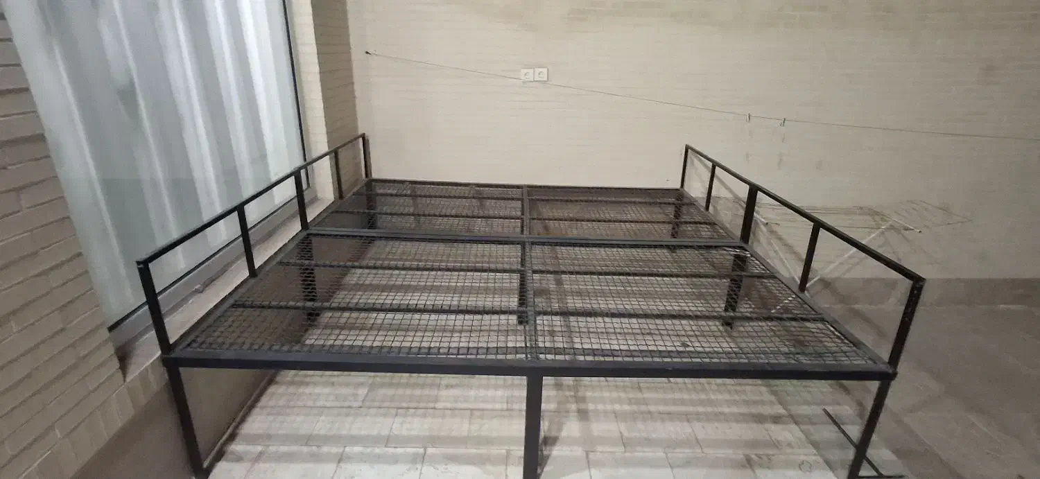 تخت فلزی|تخت و سرویس خواب|تفت, |دیوار