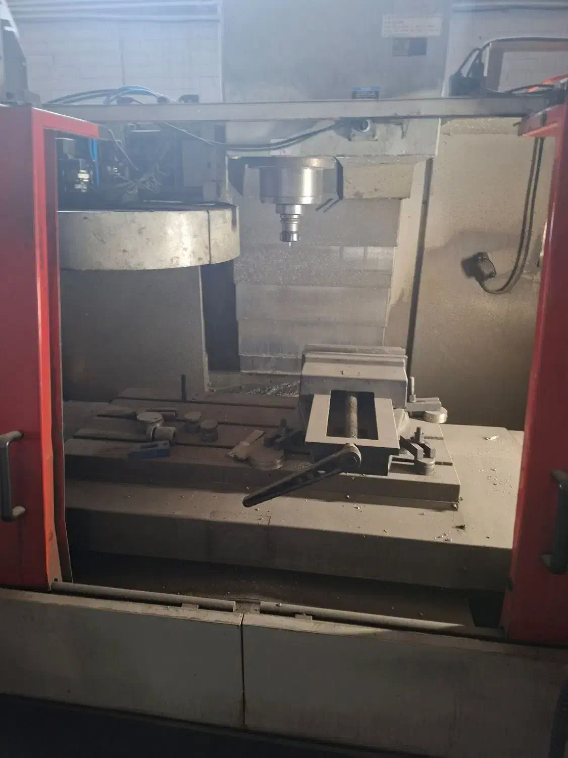 فرز سی ان سی سه محور yang|ماشین‌آلات صنعتی|نظرآباد, شهرک صنعتی سپهر|دیوار