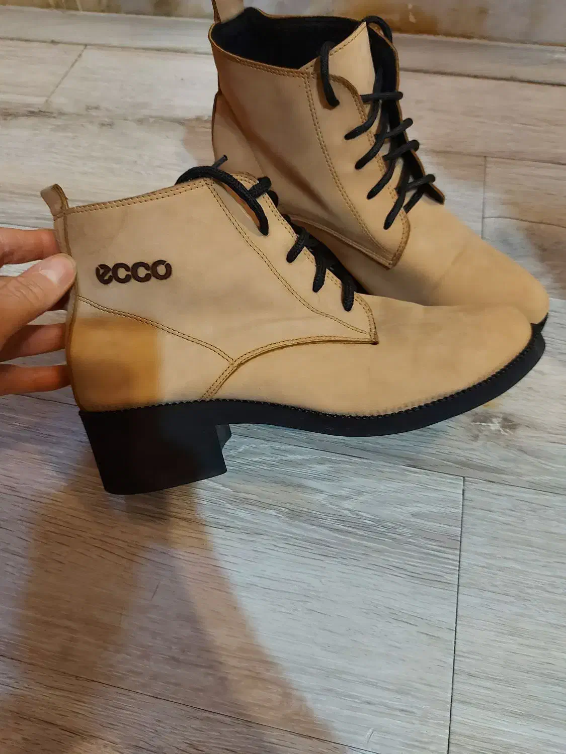 کفشها سایز ۴۰ و ۴۱ می باشد درحد نو|کیف، کفش، کمربند|اصفهان, قلعه طبره|دیوار