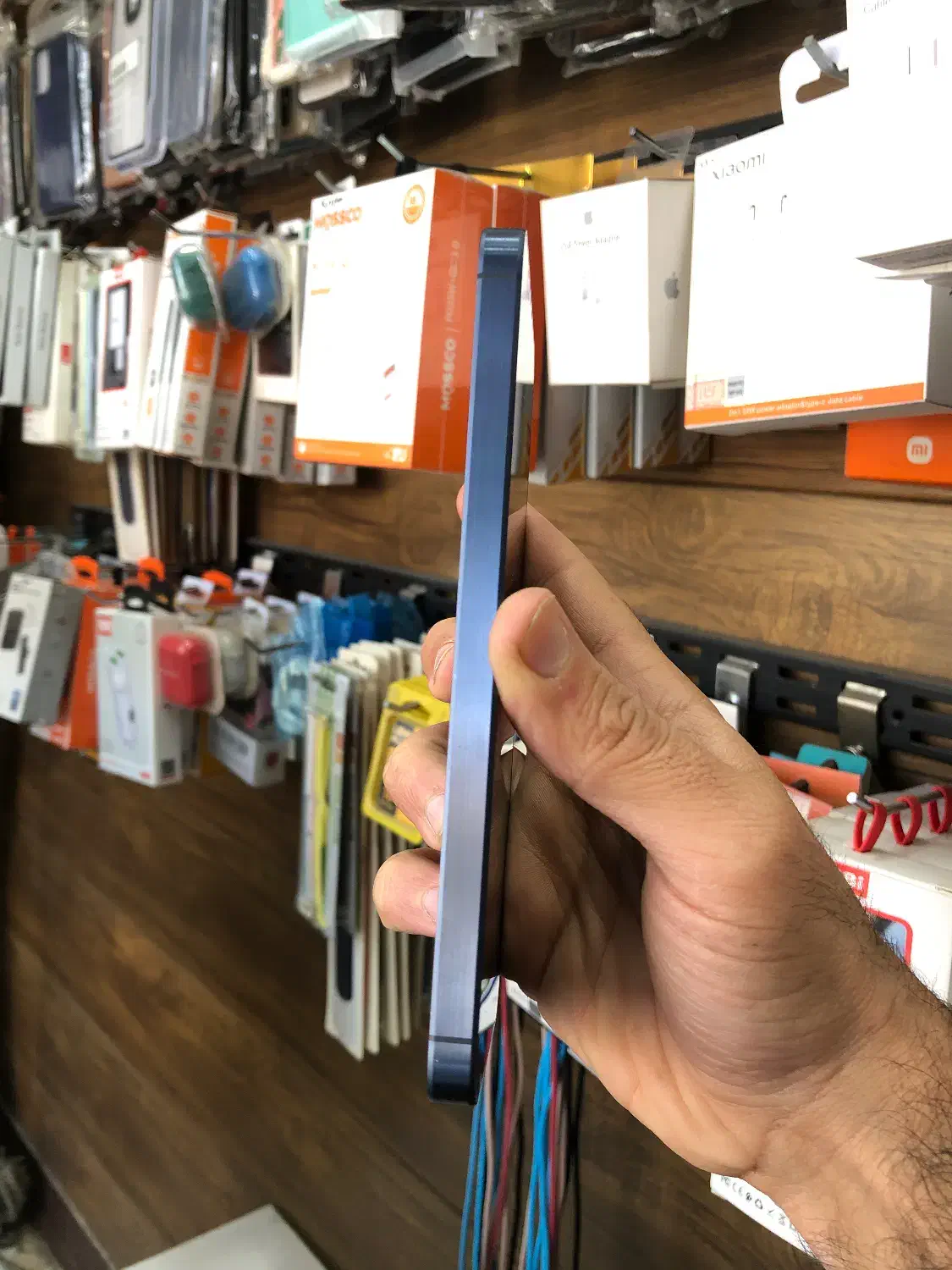 درحد نوA55 256G R8|موبایل|کاشان, درب زنجیر|دیوار