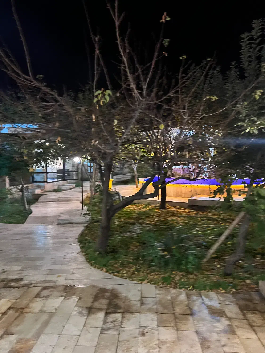 سالنکار اهل فیرورق|استخدام خدمات فروشگاه و رستوران|فیرورق, |دیوار