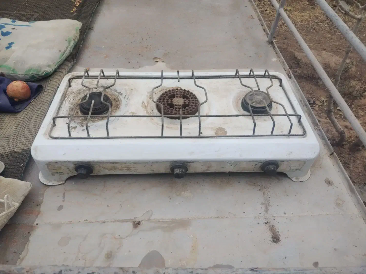 گاز رو میزی و سینک وسط ومشعل برای گرما|اجاق گاز و لوازم برقی پختوپز|گناباد, |دیوار