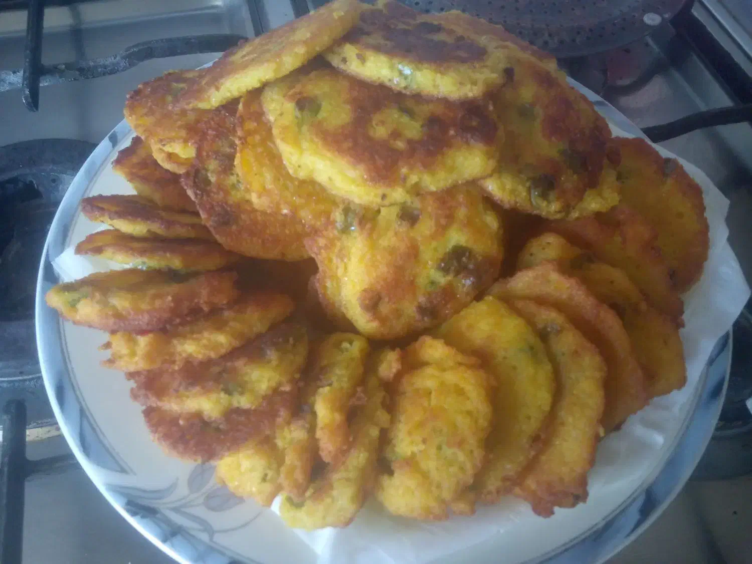 کوکوی شیرازی|خوردنی و آشامیدنی|شیراز, شیخ روزبهان|دیوار