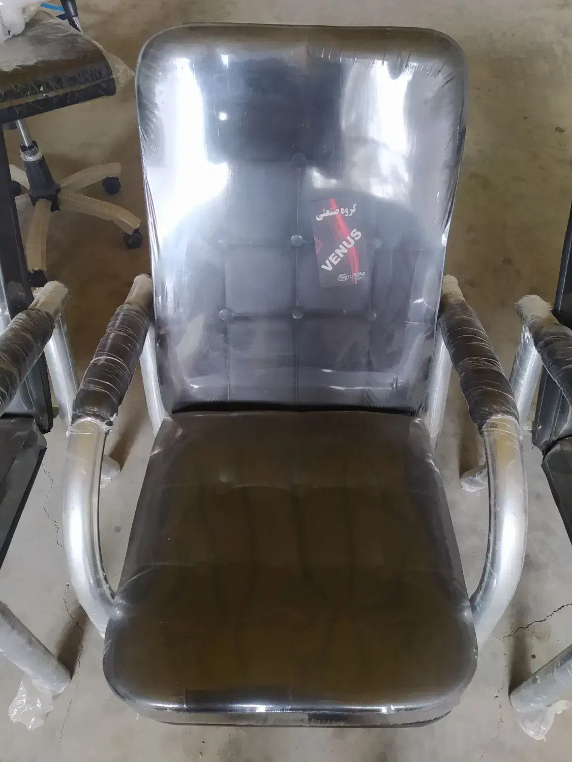 صندلی راحتی|صندلی و نیمکت|خرم‌آباد, |دیوار