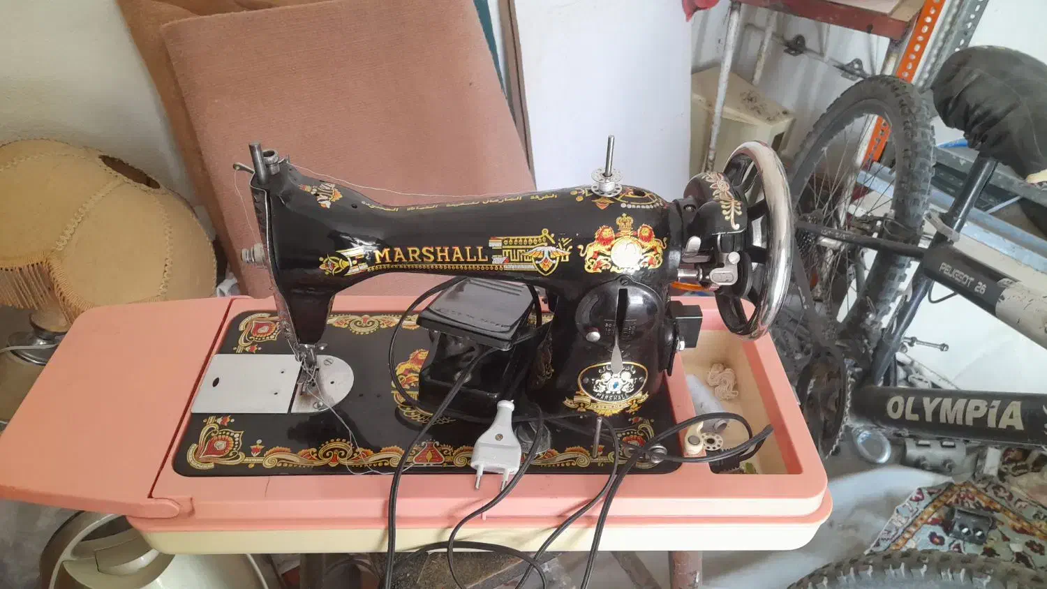 چرخ خیاطی|چرخ خیاطی و ریسندگی|کنگاور, |دیوار