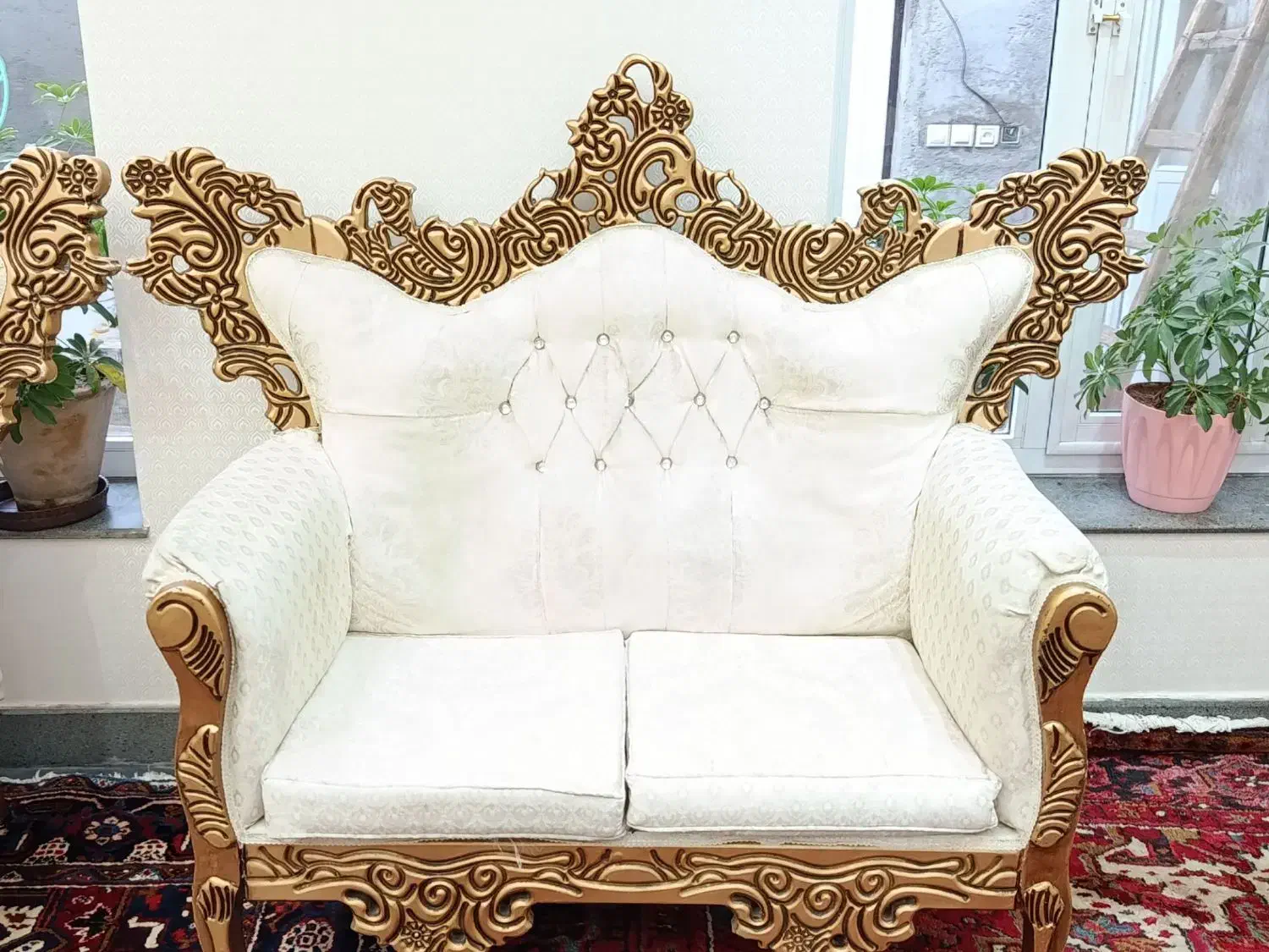 مبل سلطنتی|مبلمان خانگی و میز عسلی|خسروشاه, |دیوار