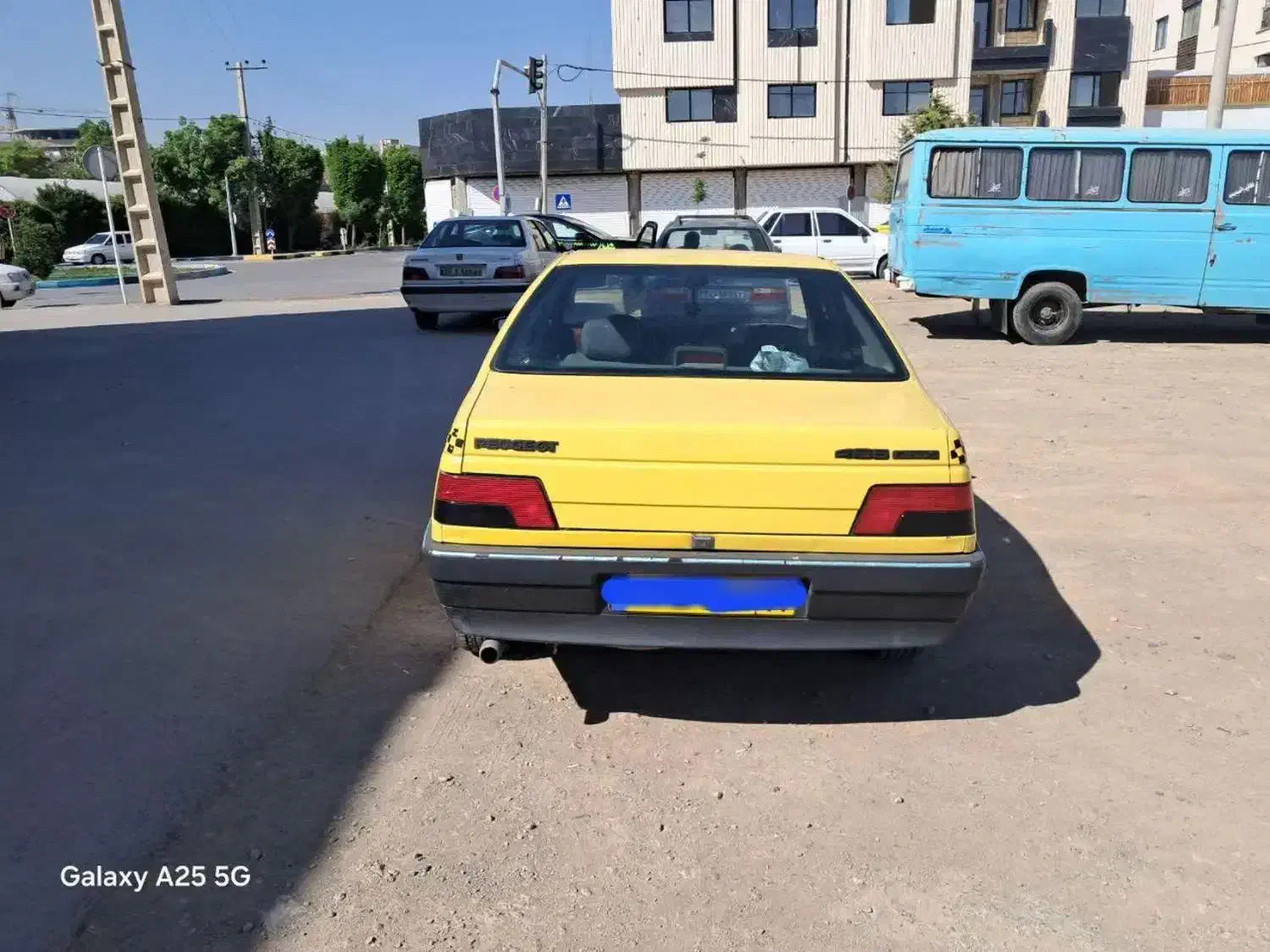 پژوتاکسی 405مدل 90|خودرو سواری و وانت|اصفهان, ناصرخسرو|دیوار