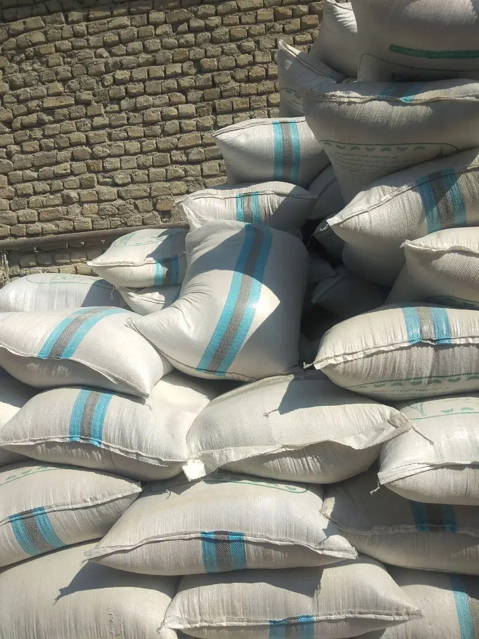 پرلیت گلخانه ایی ، پوکه پرلیت ، داخل کیسه بزرگ|مصالح و تجهیزات ساختمان|مشهد, احمدآباد|دیوار