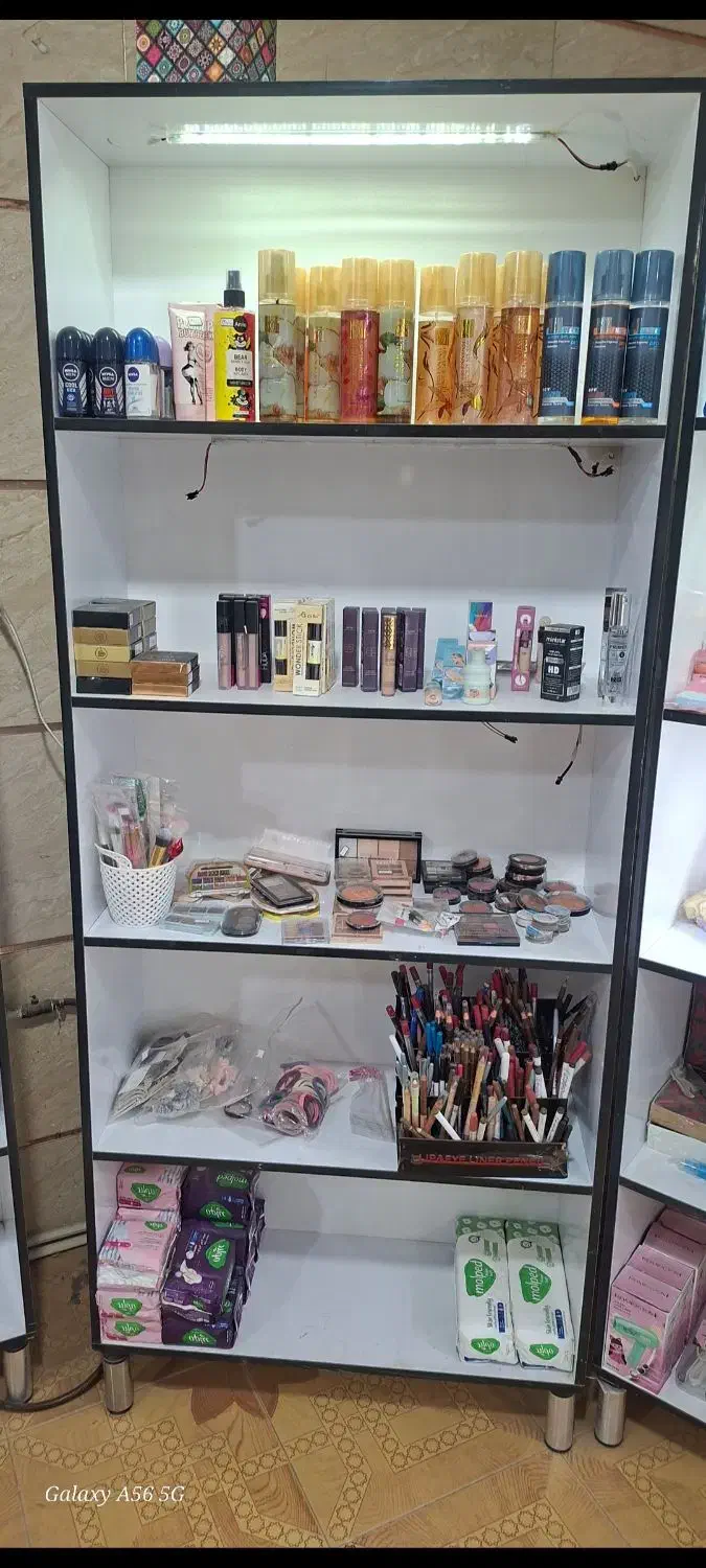 کل لوازم آرایشی وبهداشتی ب قیمت فاکتور بفروش میرسد|آرایشی، بهداشتی، درمانی|شال, |دیوار
