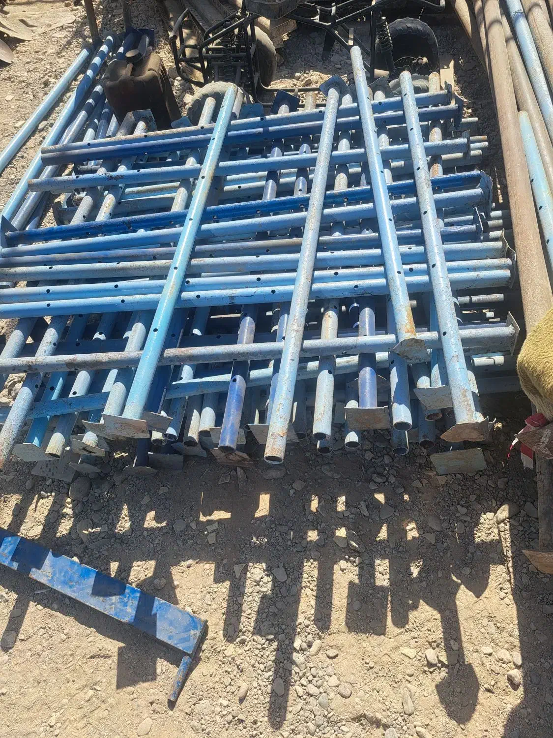 لوله برای فنس دور باغچه|مصالح و تجهیزات ساختمان|بندرعباس, |دیوار