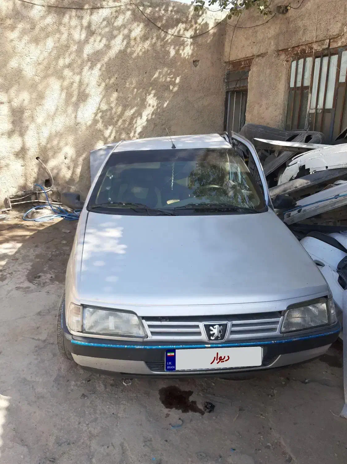 فروش پژو 405 دوگانه کارخانه مدل 90|خودرو سواری و وانت|شیراز, شهرک امیر کبیر|دیوار