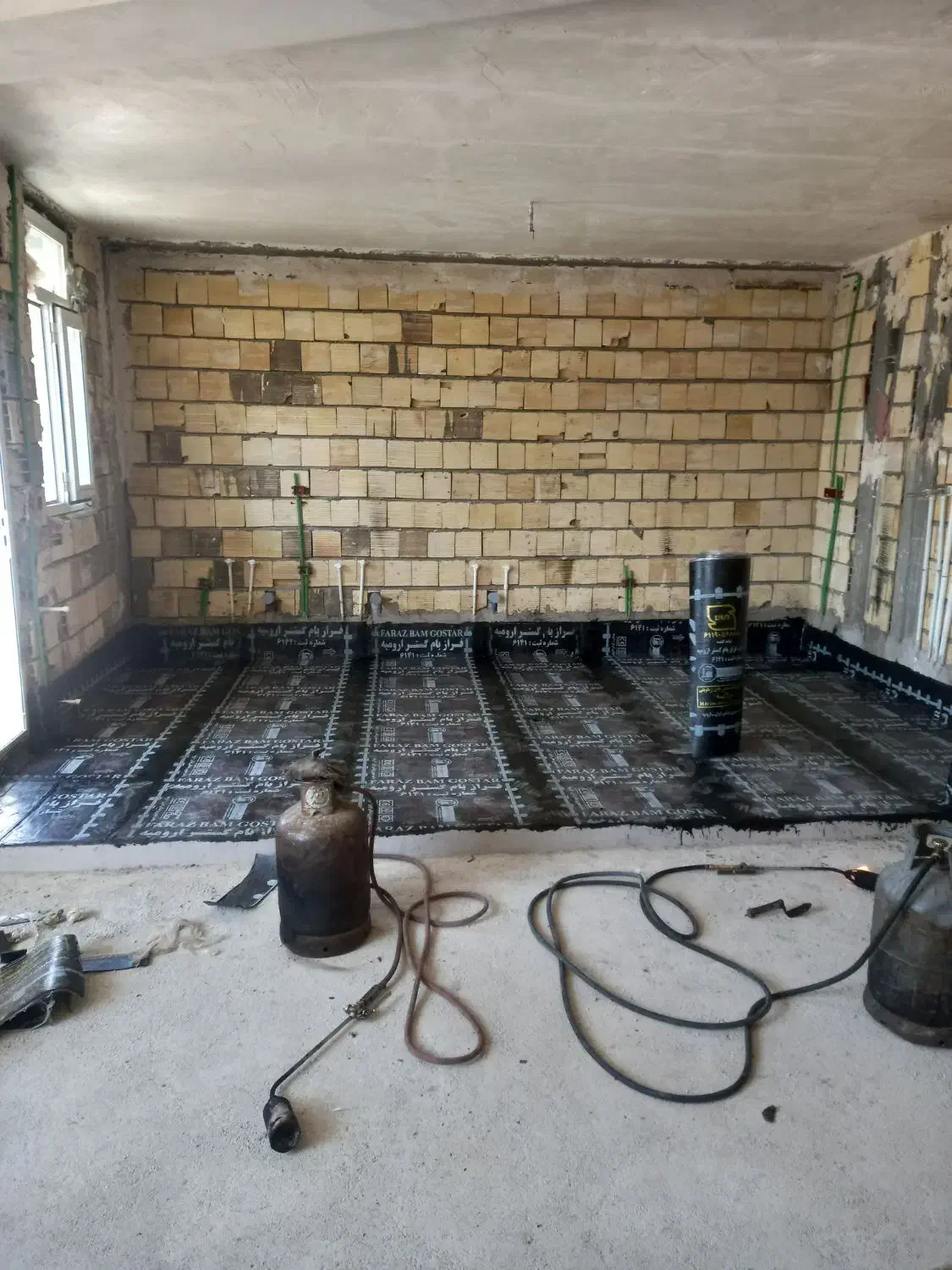 نصب وتعمیرات ایزوگام|خدمات پیشه و مهارت|زنجان, |دیوار