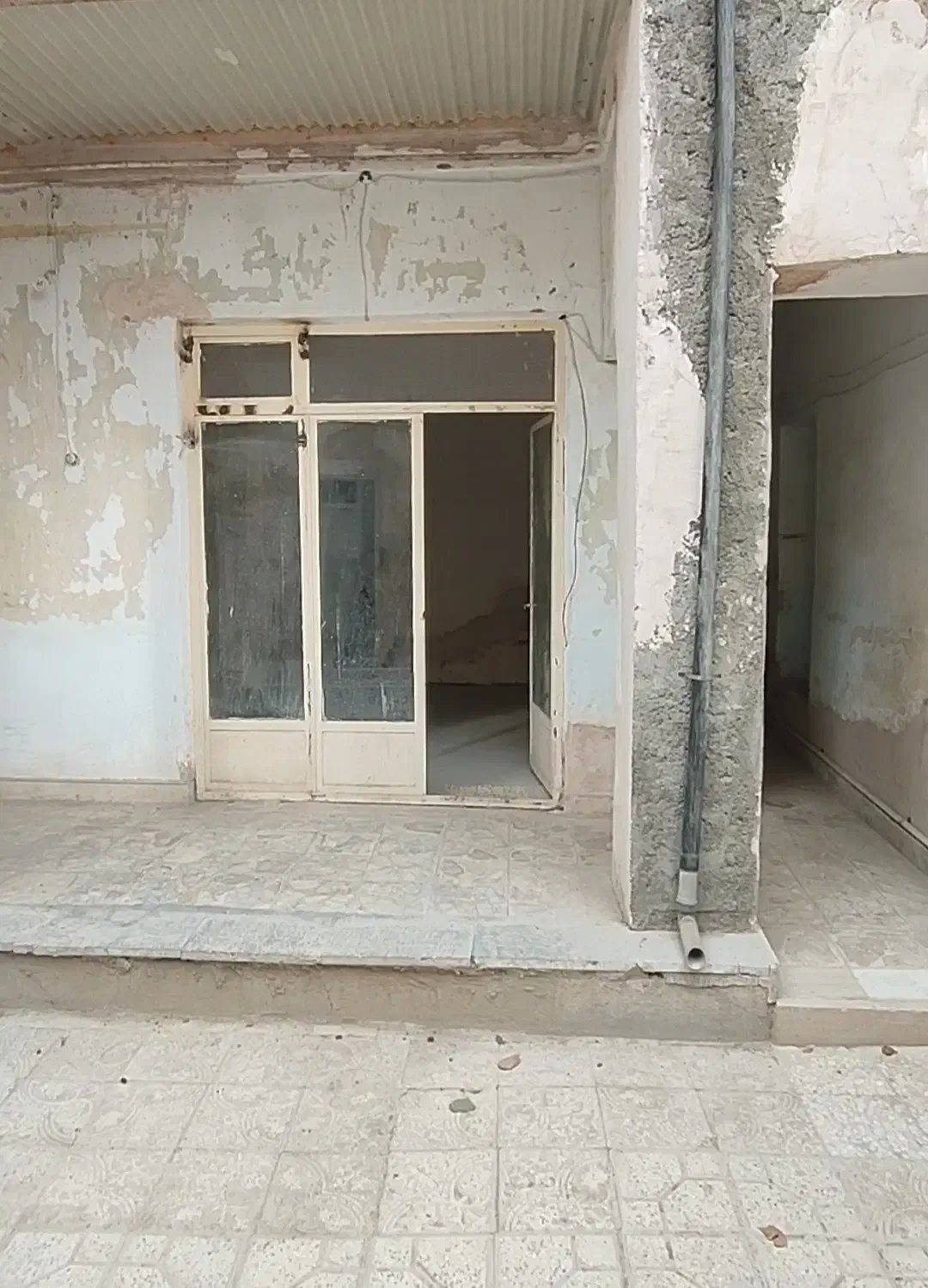 منزل دربست جهت انبار چهارباغ خواجو فردوسی|اجارهٔ خانه و ویلا|اصفهان, چرخاب|دیوار