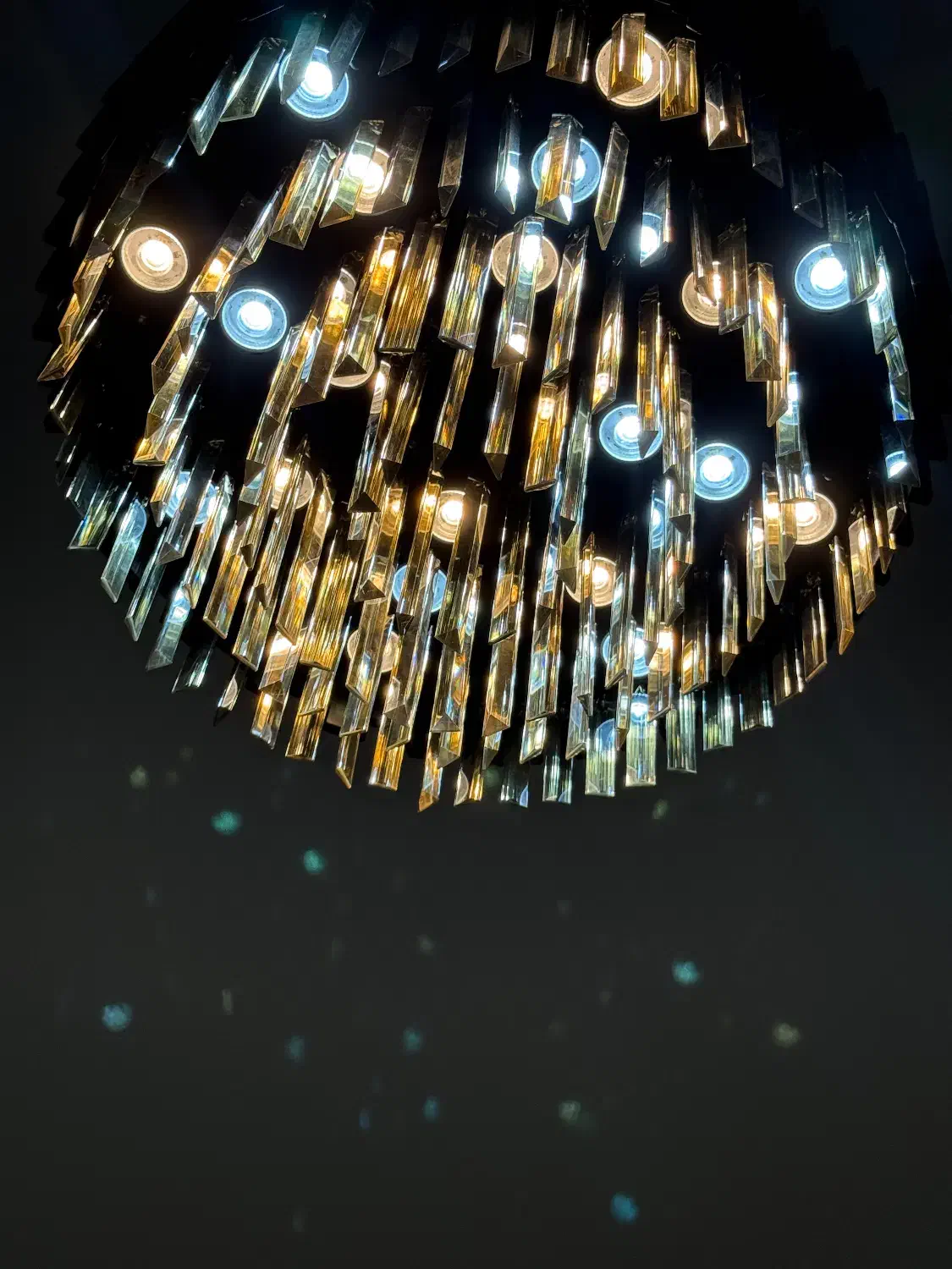 لوسترفلزی|لوستر و چراغ آویز|شهر ری, سیزده آبان|دیوار