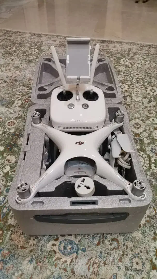 پهپاد فانتوم ۴ پرو ورژن ۲|دوربین عکاسی و فیلم‌برداری|گرگان, |دیوار