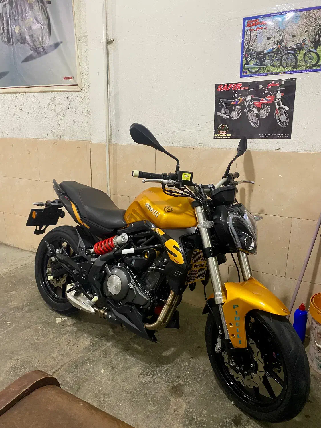 بنلی300|موتورسیکلت|گنبد کاووس, |دیوار