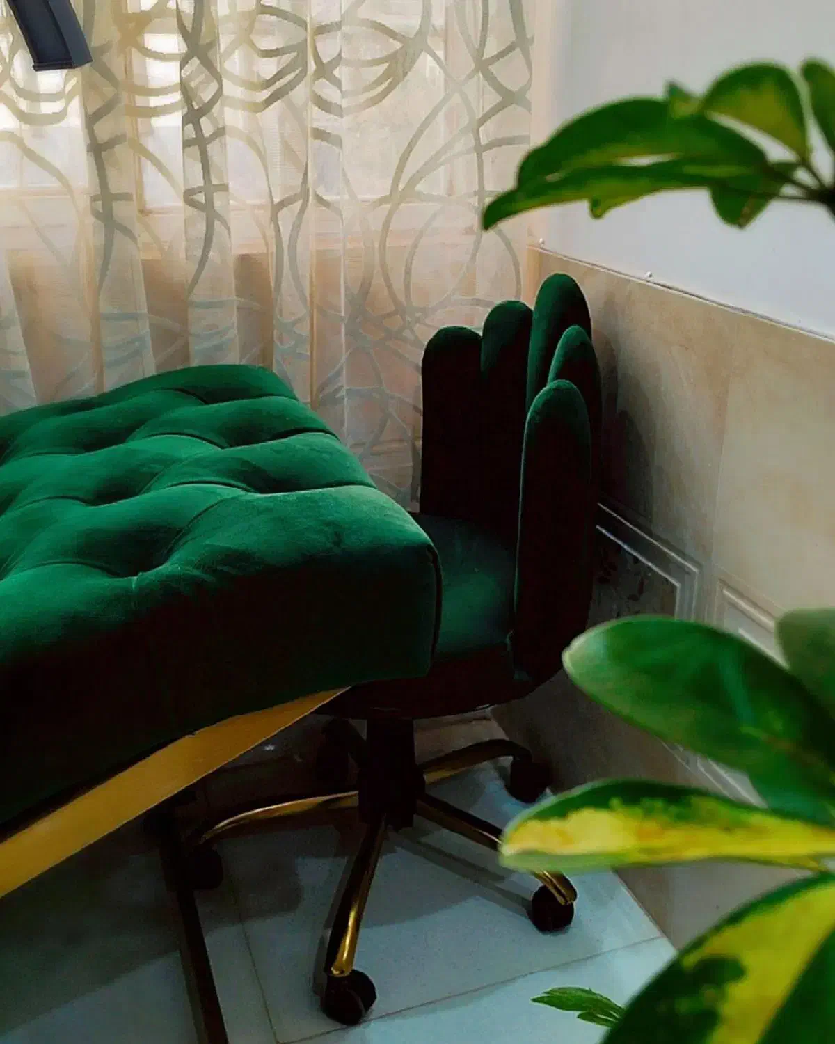 ست تخت و صندلی مژه|آرایشگاه و سالن‌های زیبایی|تربت‌حیدریه, آبشار|دیوار