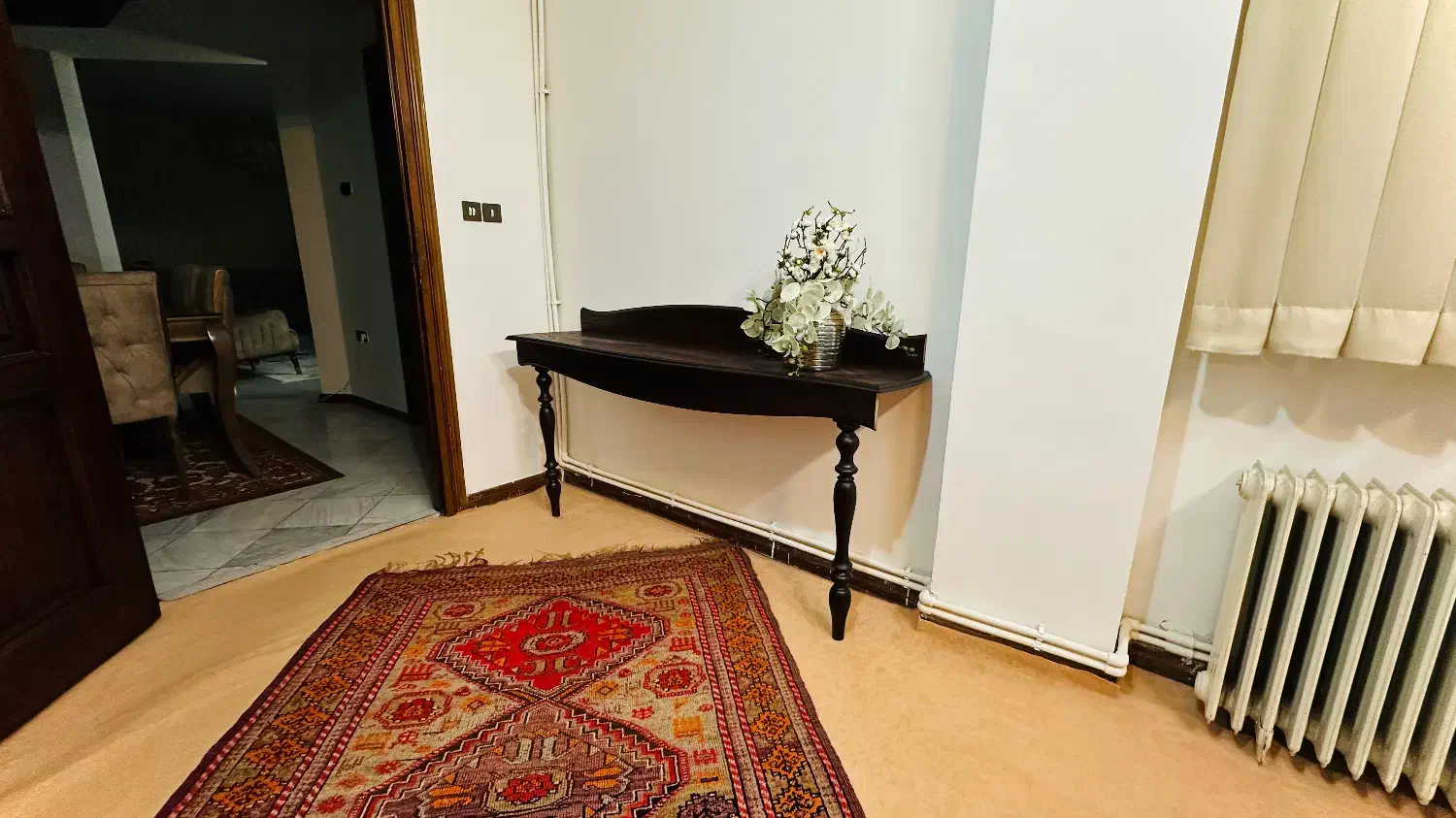 میز تلویزیون و کنسول چوب راش، در حد نو و بسیار شیک|میز تلویزیون|مشهد, گوهرشاد|دیوار