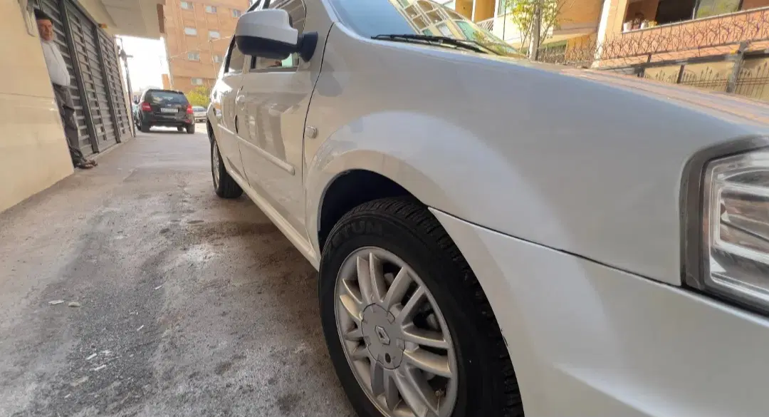 رنو تندر 90 پلاس اتوماتیک