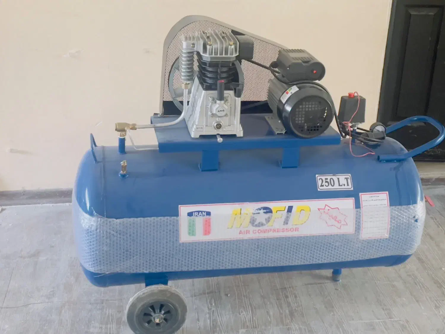 کمپرسور باد250 لیتری مفید|ابزارآلات|رشت, بلوار گیلان|دیوار