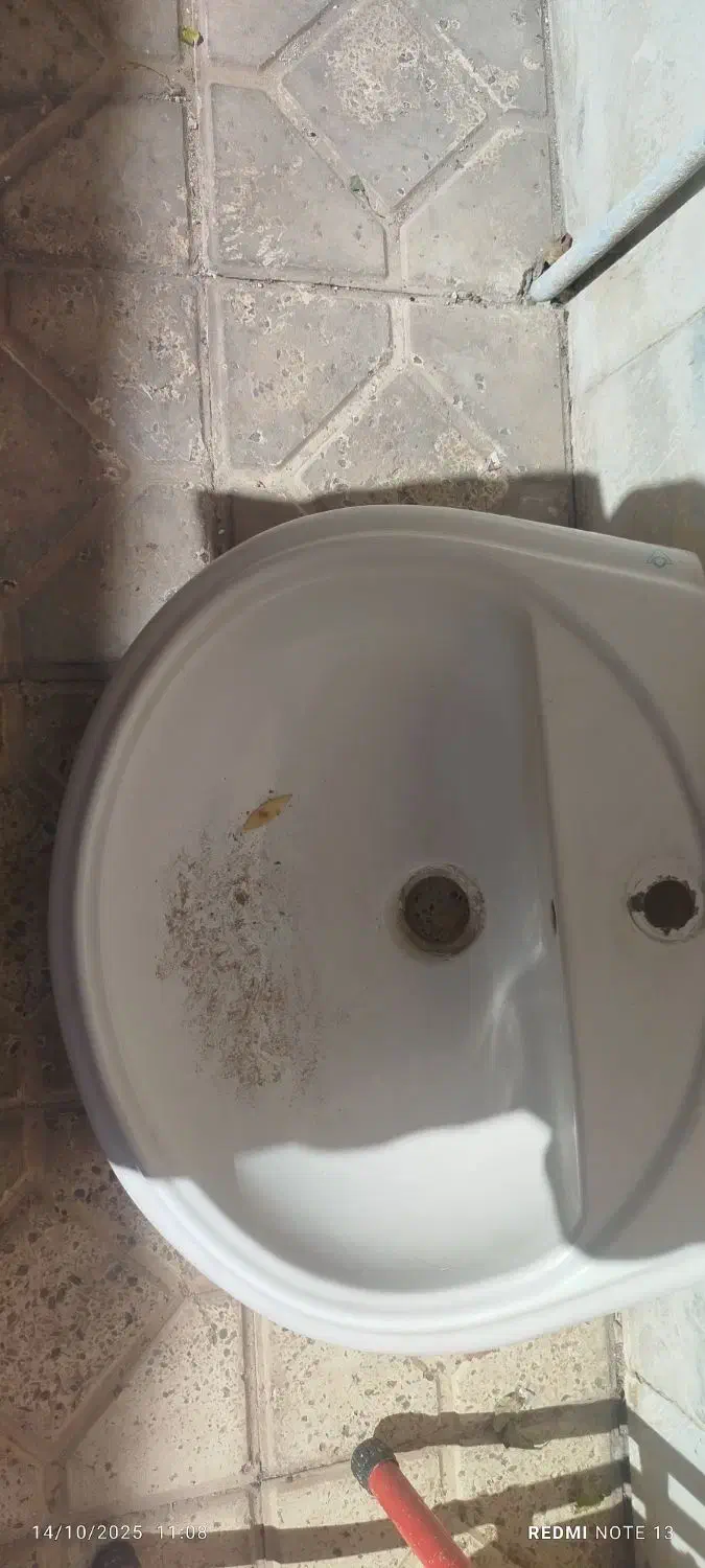 روشویی تمیز|لوازم سرویس بهداشتی|تبریز, |دیوار