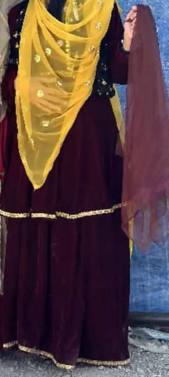 لباس محلی|لباس|مسجد سلیمان, |دیوار