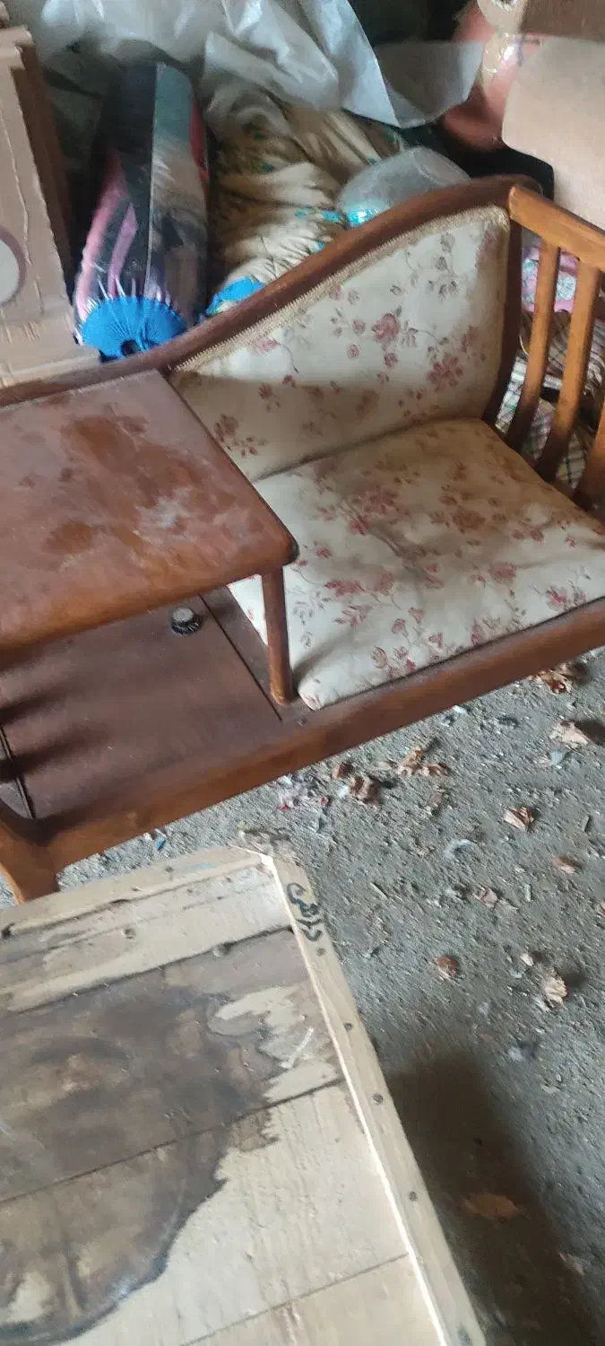 میز تلفون|میز تلفن|بروجرد, |دیوار