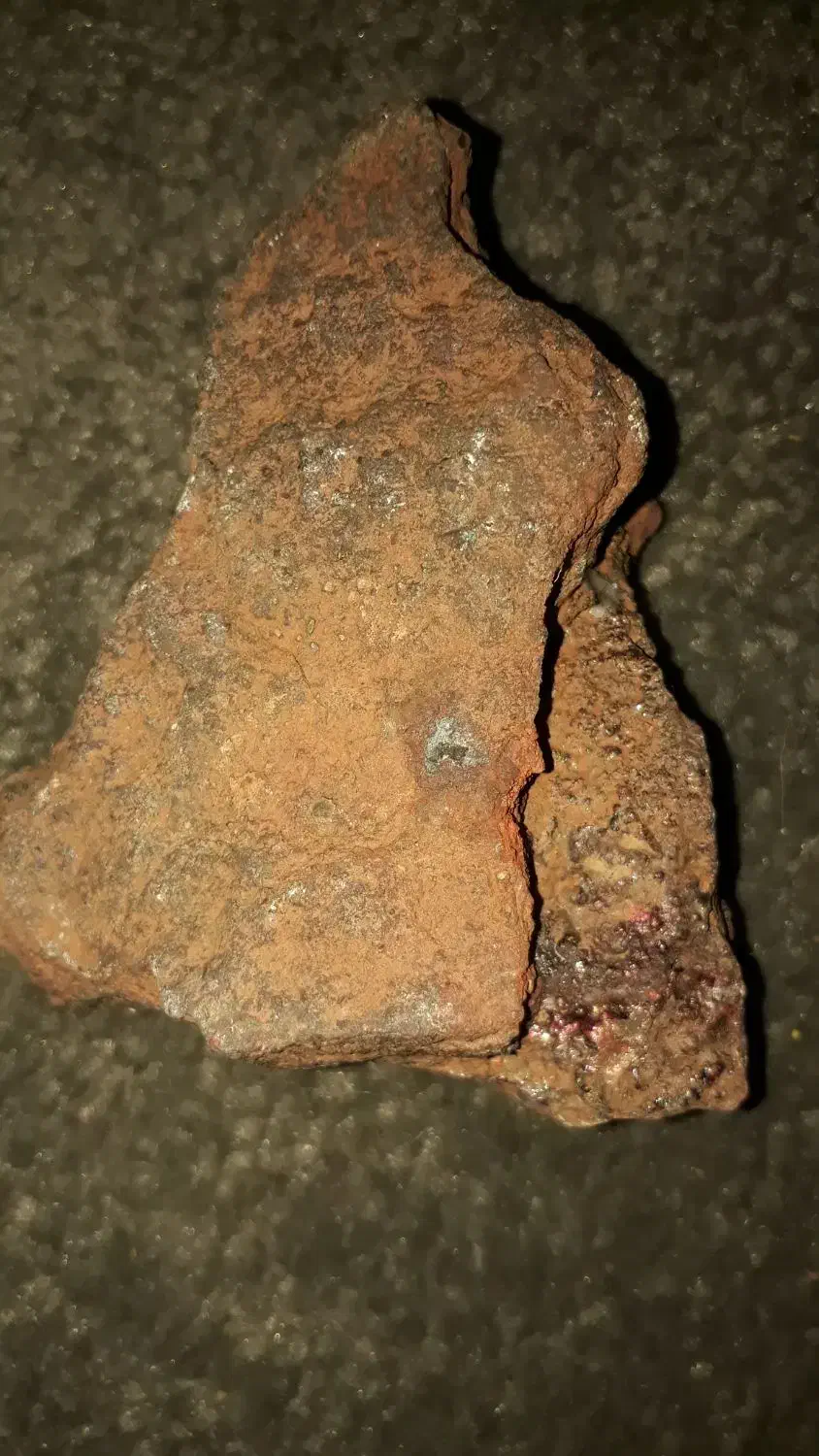 شهاب سنگ|کلکسیون اشیاء عتیقه|چگنی, |دیوار