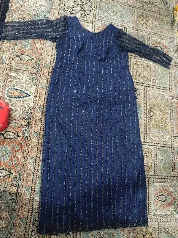 پیراهن مجلسی|لباس|تالش, هشتپر|دیوار