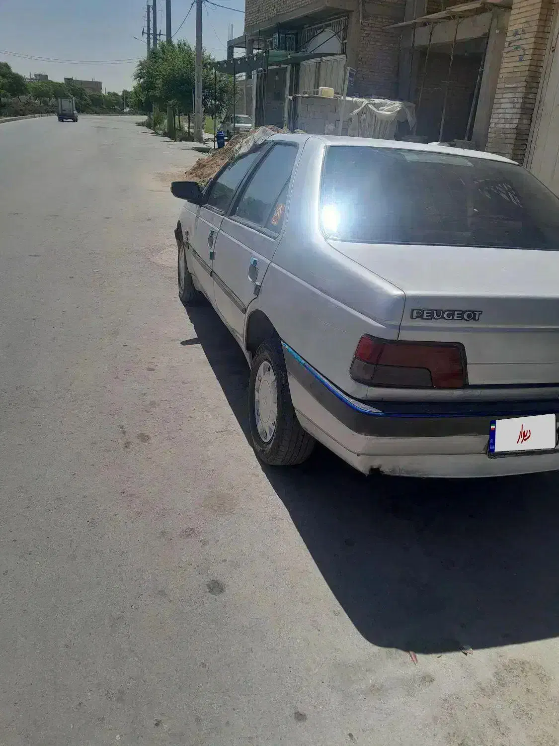 پژو۴۰۵مدل۸۴گردخون|خودرو سواری و وانت|شیراز, کفترک|دیوار