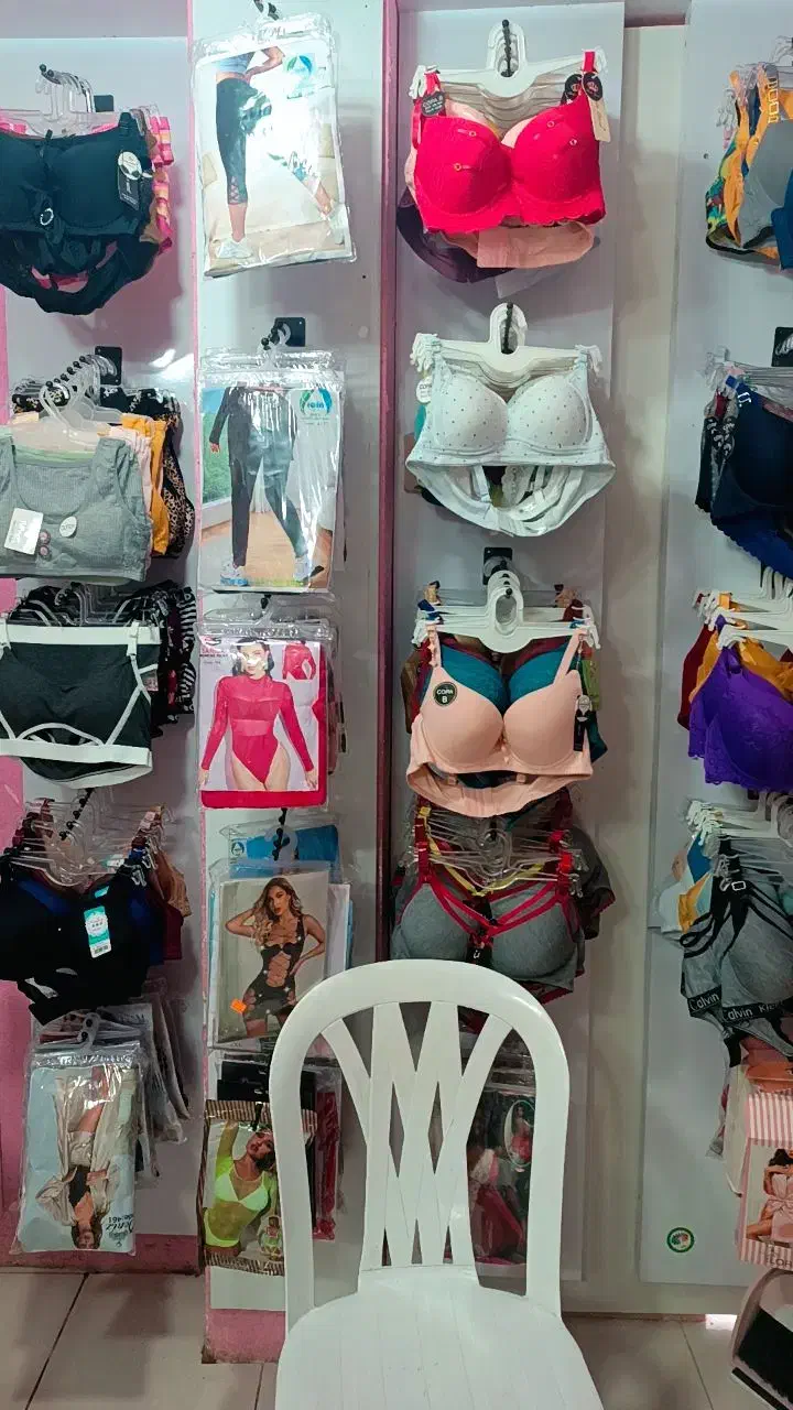 واگذاری مغازه با جنس و دکور واقع در دالان|فروشگاه و مغازه|تربت‌حیدریه, باغ ملی|دیوار