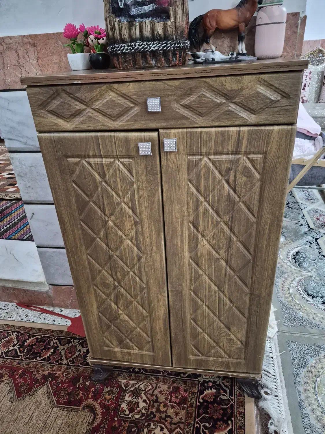 جاکفشی|جاکفشی، کمد، دراور|شاهرود, |دیوار