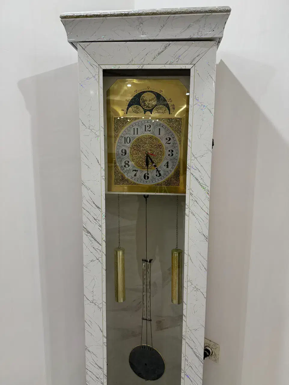 ساعت قدی ایستاده|ساعت دیواری و تزئینی|اهواز, کوی نیرو|دیوار