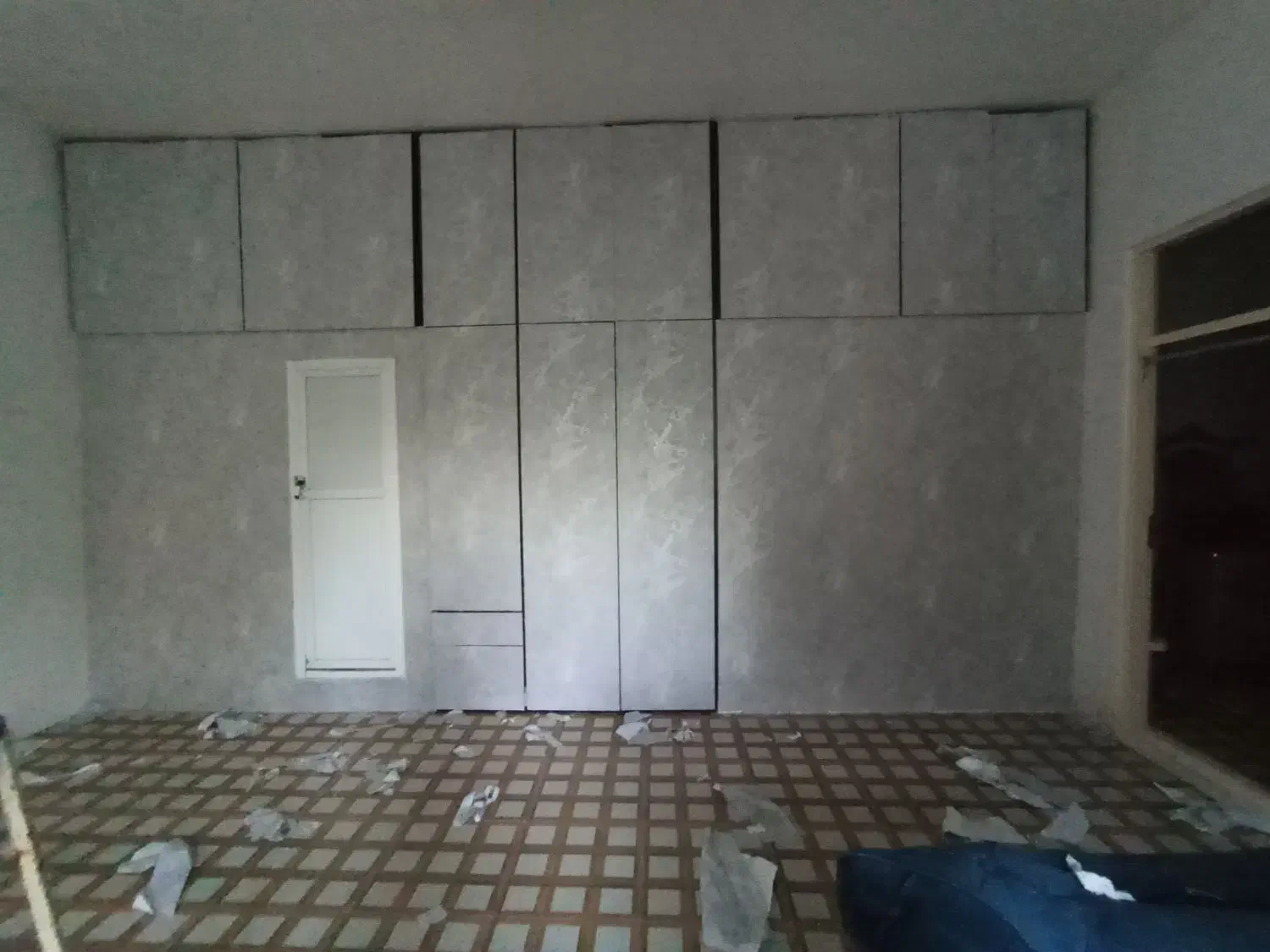 نصاب کاغذ دیواری|خدمات پیشه و مهارت|خرمآباد, |دیوار