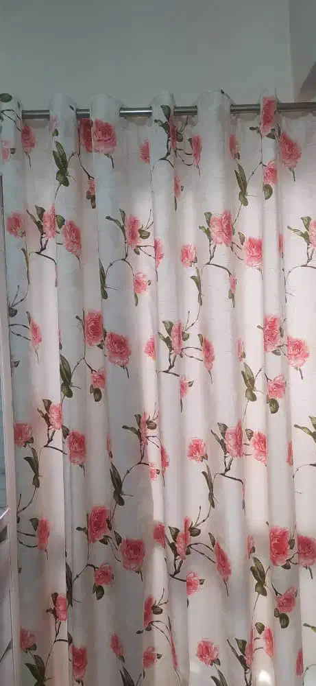 فروش تعدادی پارچه دوخته شده نیستن|پرده، رانر، رومیزی|رودهن, |دیوار