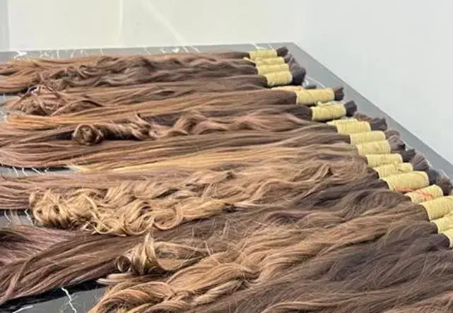 خرید موی طبیعی شما بانوان عزیز‌|خدمات آرایشگری و زیبایی|دلیجان, |دیوار